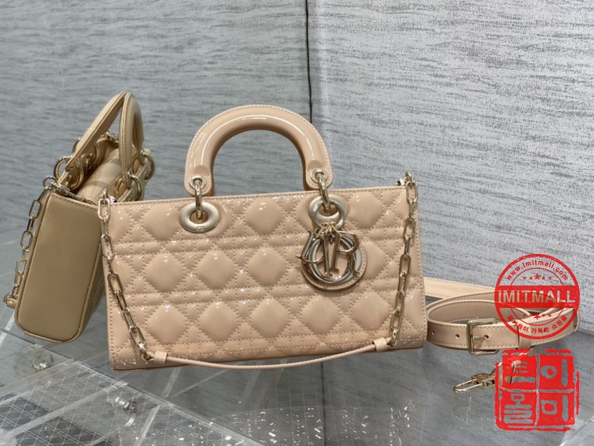 dior_xxxxx_big_00001.jpg