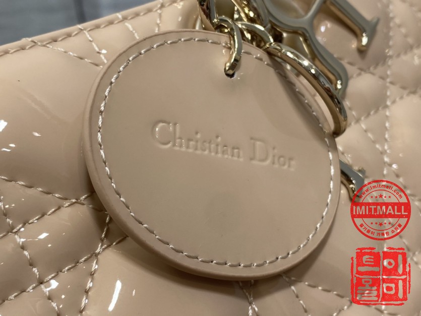 dior_xxxxx_big_00004.jpg