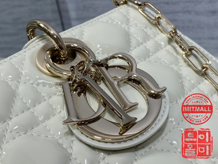 dior_xxxxx_big_00003.jpg