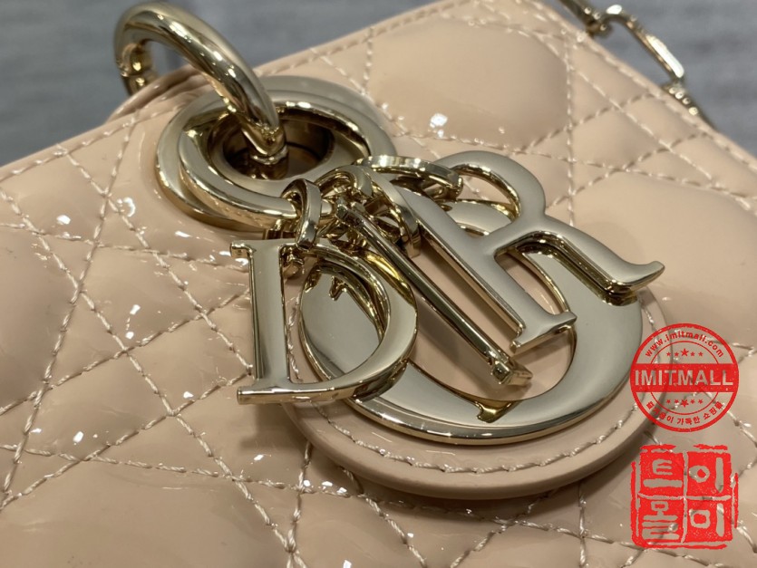 dior_xxxxx_big_00004.jpg