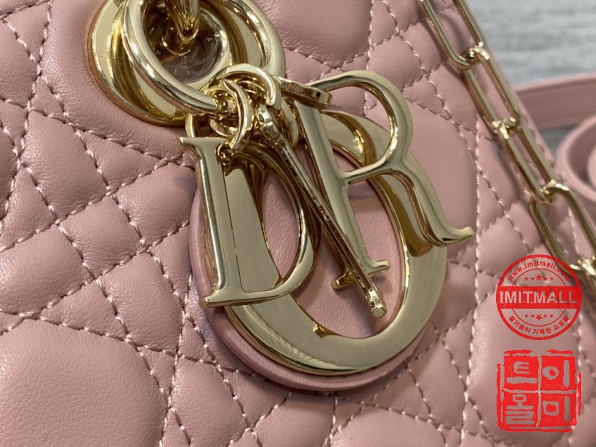 dior_xxxxx_big_00003.jpg