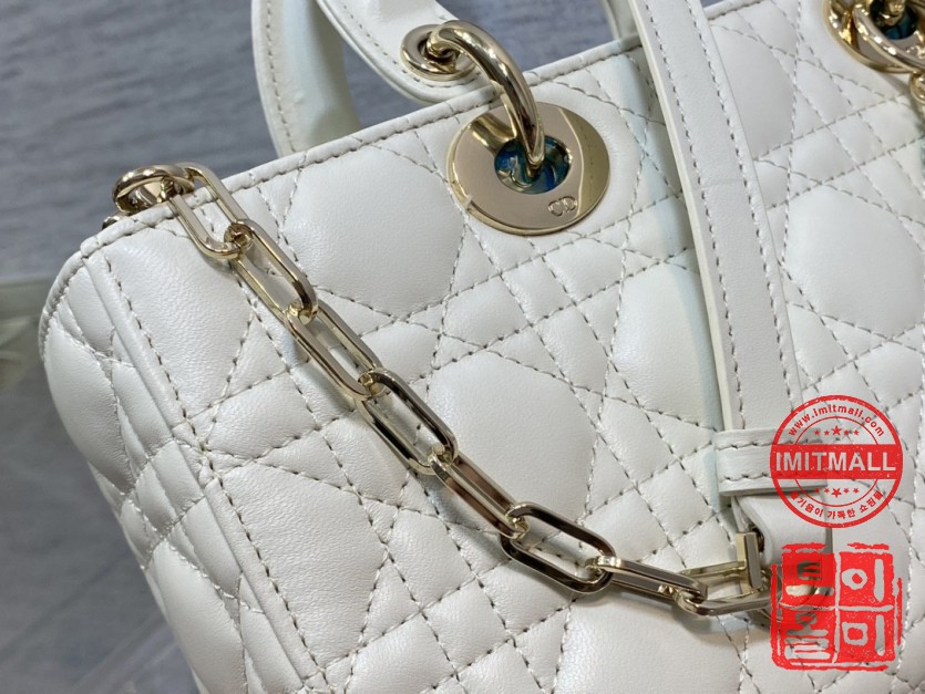 dior_xxxxx_big_00004.jpg