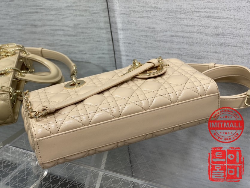 dior_xxxxx_big_00007.jpg
