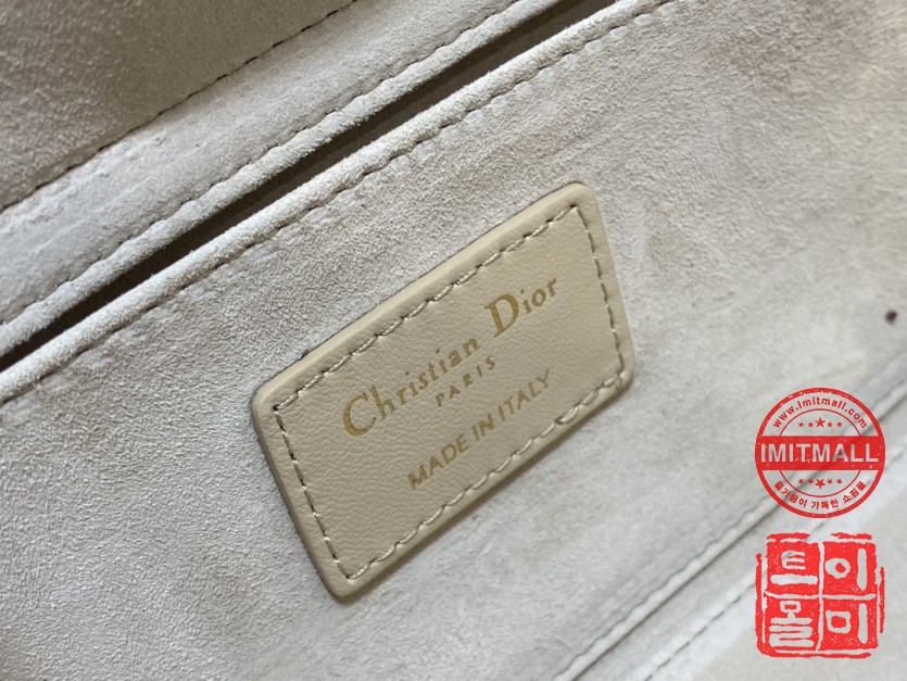 dior_xxxxx_big_00009.jpg
