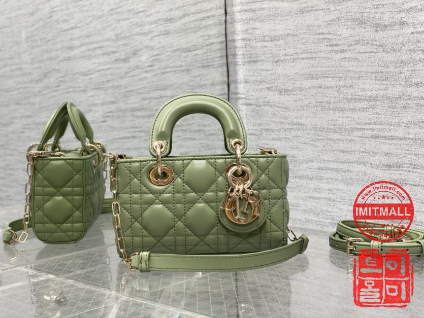 dior_xxxxx_big_00001.jpg
