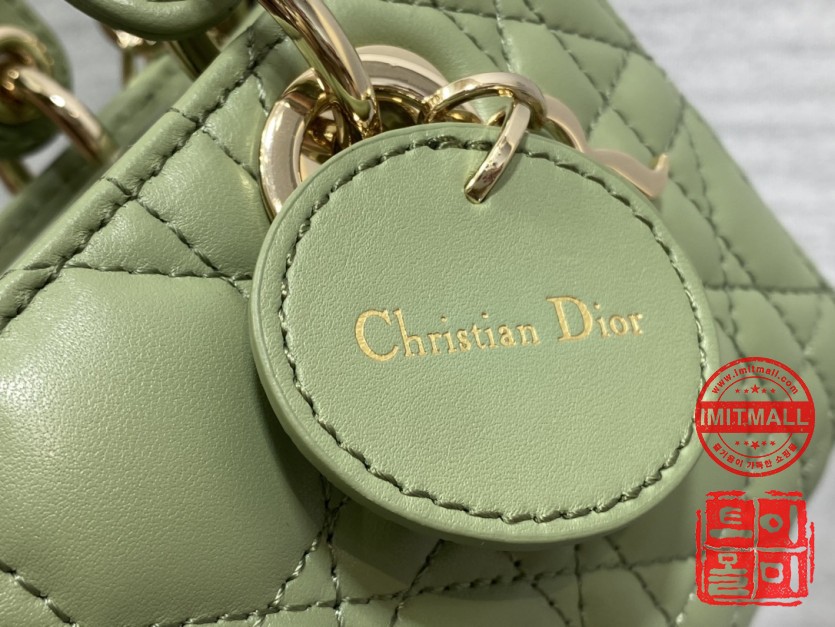 dior_xxxxx_big_00004.jpg