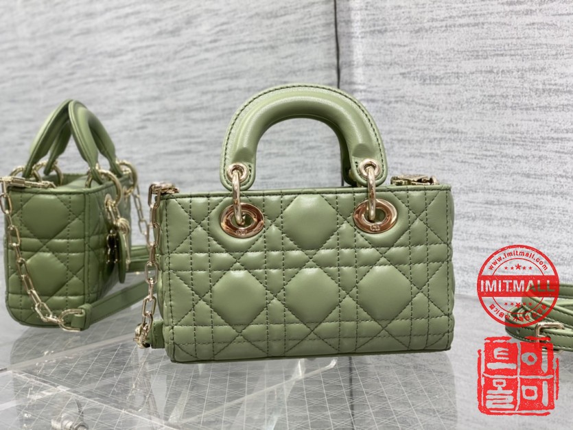 dior_xxxxx_big_00005.jpg