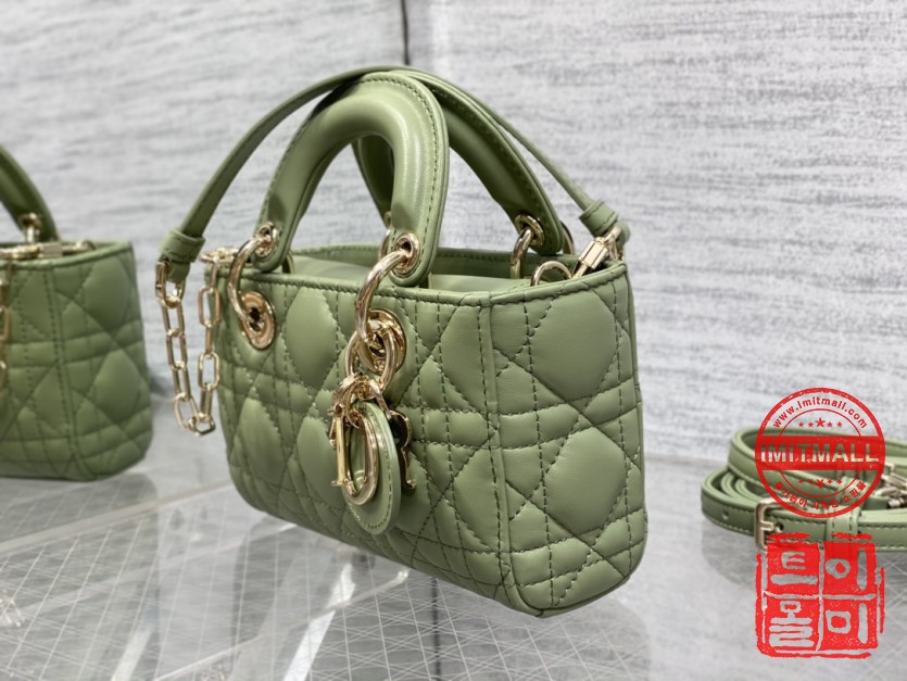 dior_xxxxx_big_00006.jpg