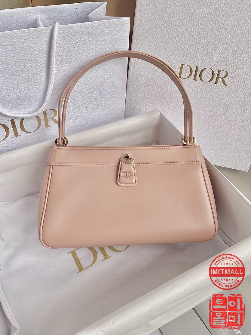dior_xxxxx_big_00001.jpg