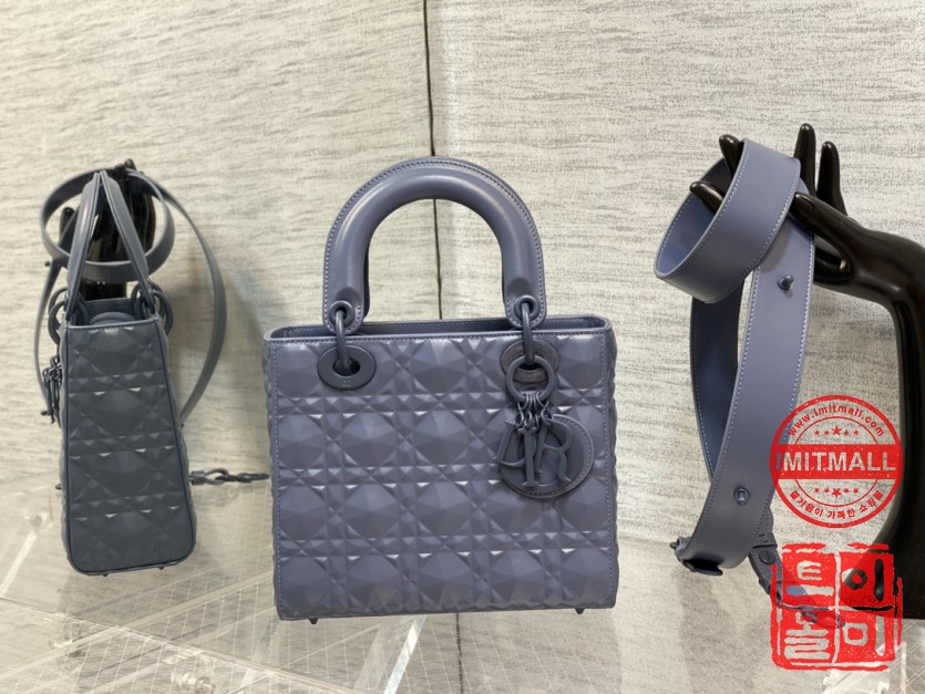 dior_xxxxx_big_00001.jpg