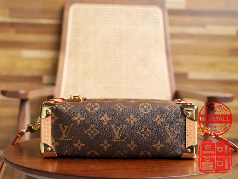 louis_vuitton_xxxxx_big_00005.jpg