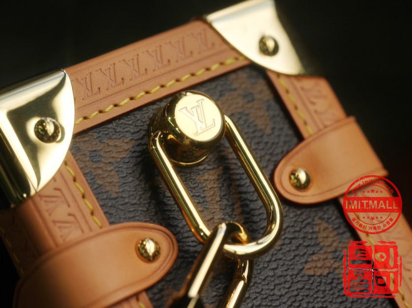 louis_vuitton_xxxxx_big_00012.jpg