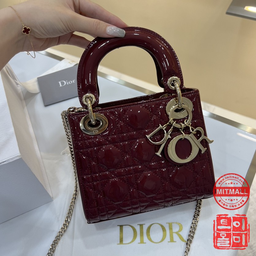 dior_xxxxx_big_00001.jpg
