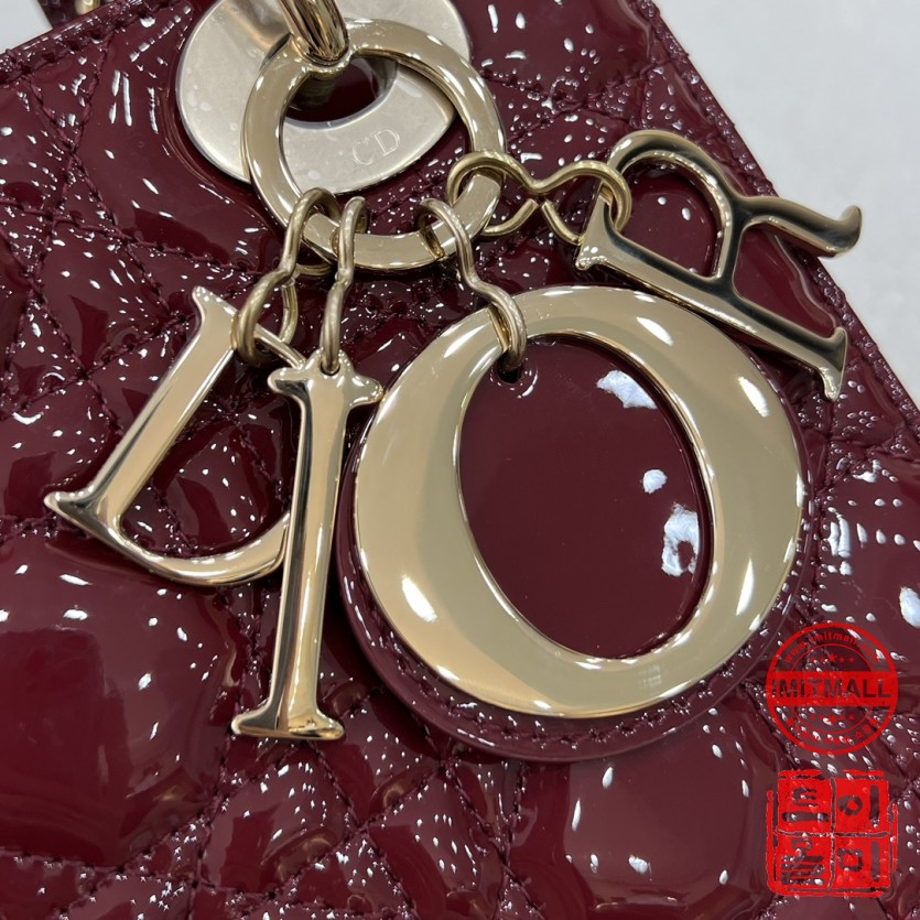 dior_xxxxx_big_00009.jpg