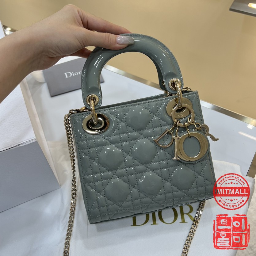 dior_xxxxx_big_00001.jpg