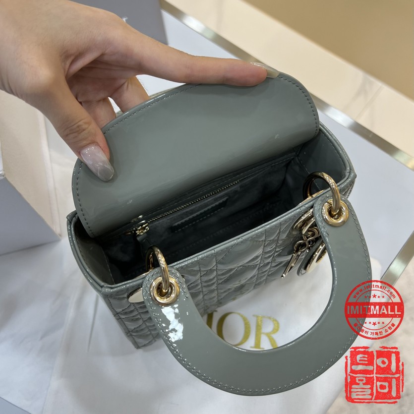 dior_xxxxx_big_00007.jpg
