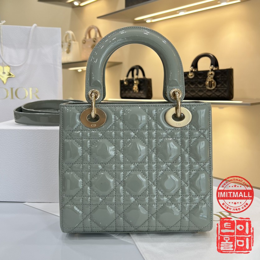dior_xxxxx_big_00002.jpg