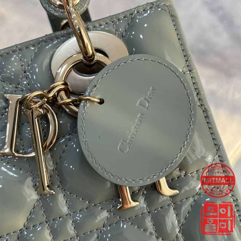 dior_xxxxx_big_00012.jpg