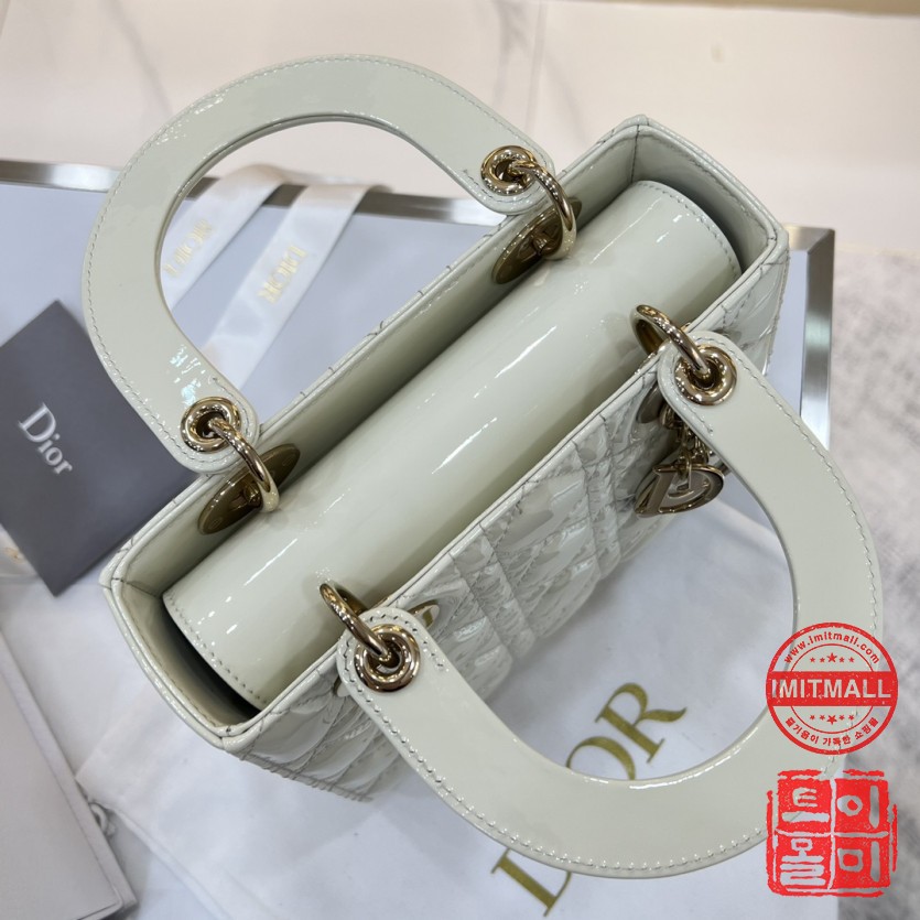 dior_xxxxx_big_00006.jpg