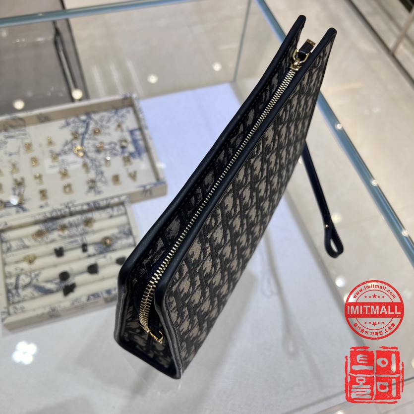 dior_xxxxx_big_00005.jpg