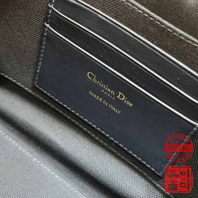 dior_xxxxx_big_00008.jpg