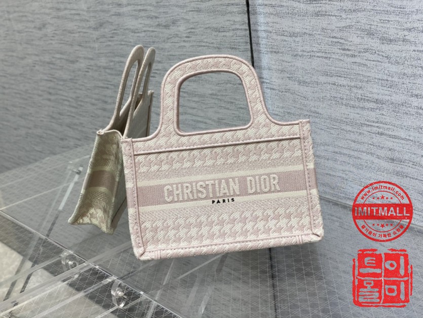 dior_xxxxx_big_00001.jpg