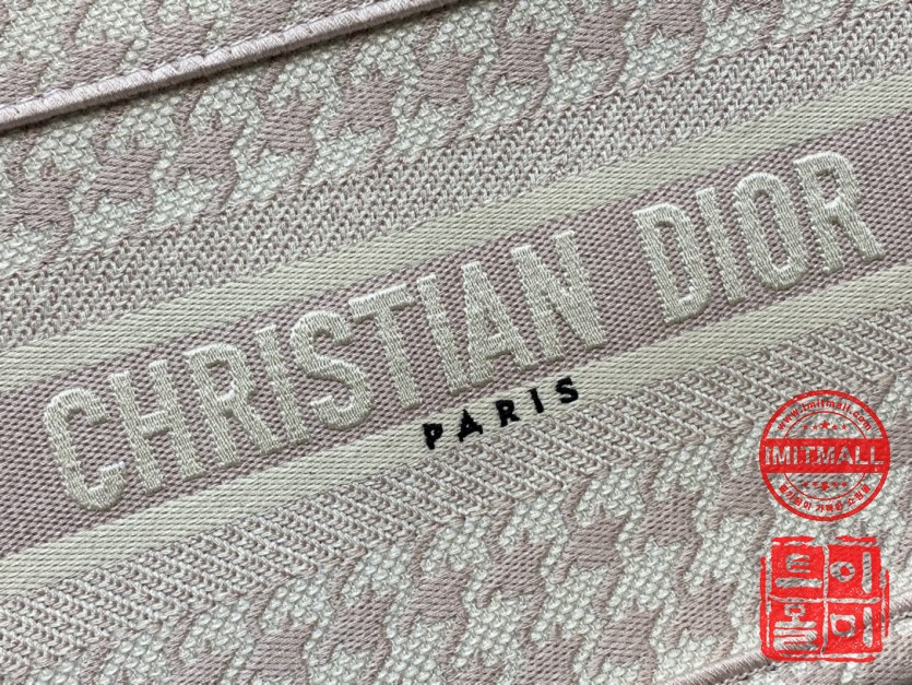 dior_xxxxx_big_00003.jpg