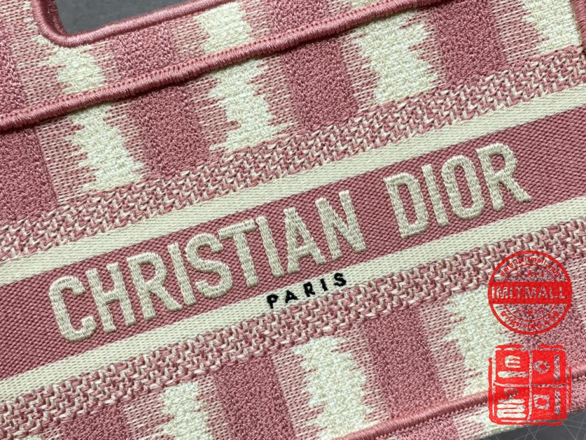 dior_xxxxx_big_00003.jpg