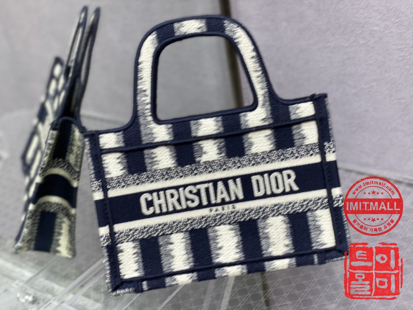 dior_xxxxx_big_00002.jpg
