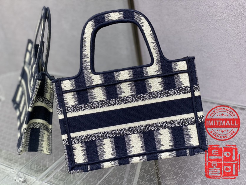 dior_xxxxx_big_00005.jpg