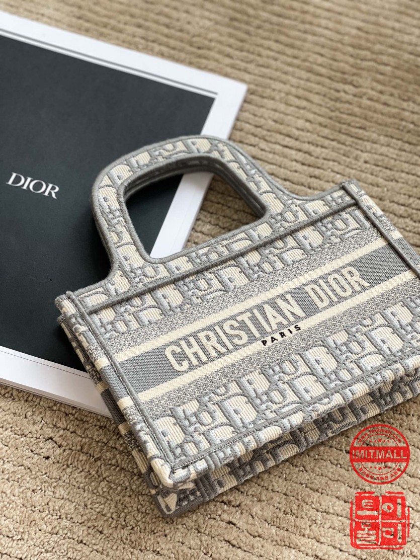 dior_xxxxx_big_00010.jpg