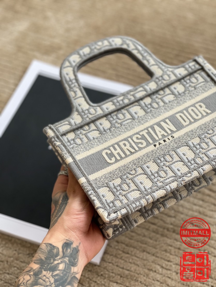 dior_xxxxx_big_00012.jpg