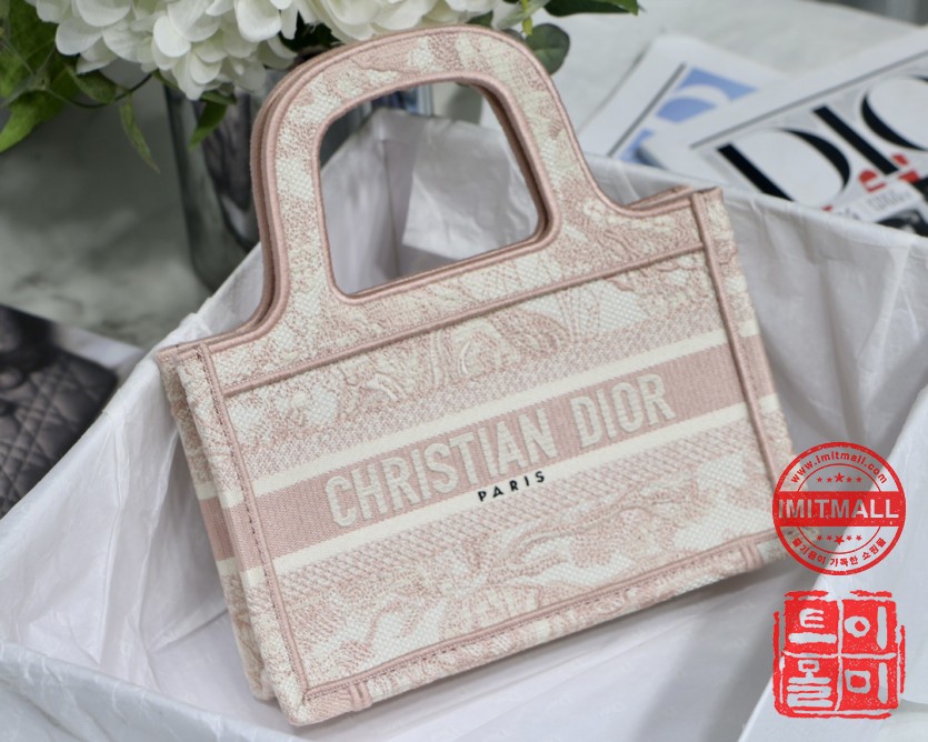dior_xxxxx_big_00002.jpg