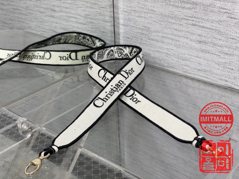 dior_xxxxx_big_00014.jpg