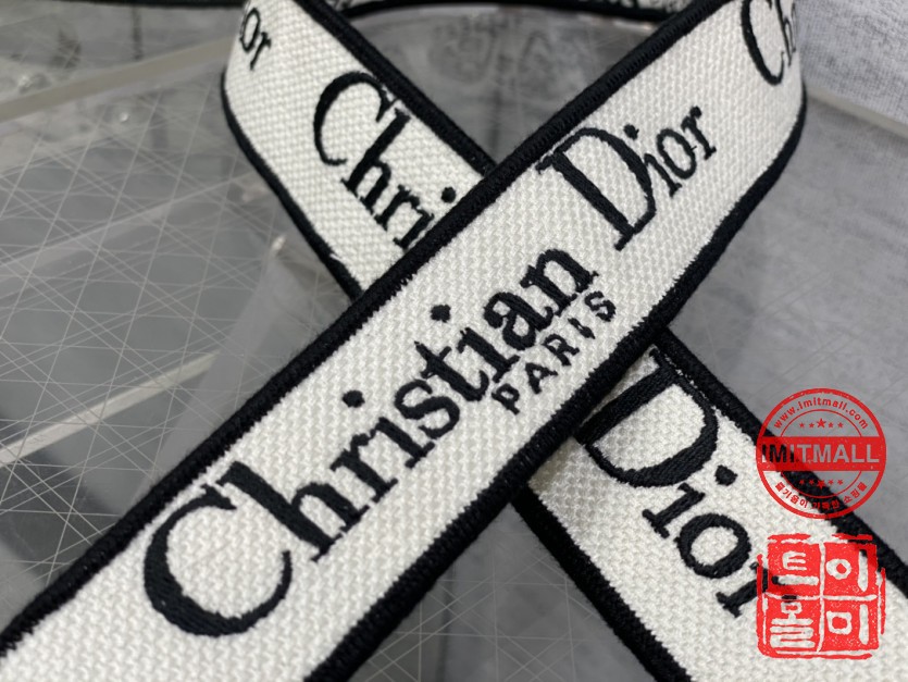 dior_xxxxx_big_00015.jpg