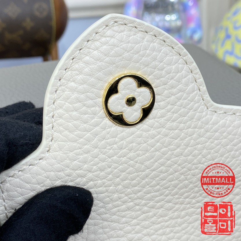 louis_vuitton_xxxxx_big_00007.jpg