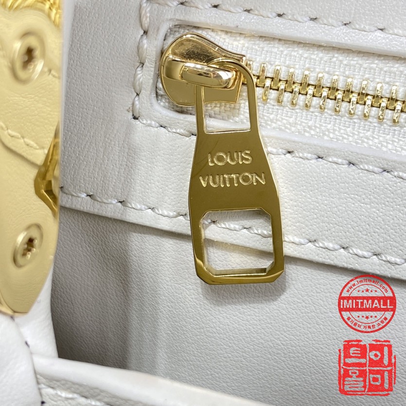 louis_vuitton_xxxxx_big_00008.jpg