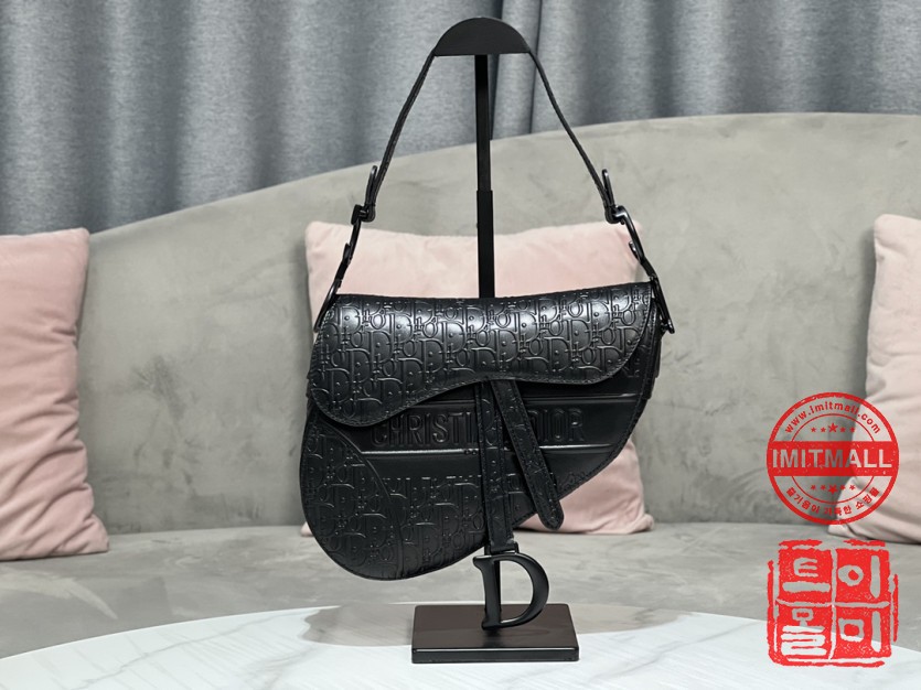 dior_xxxxx_big_00001.jpg
