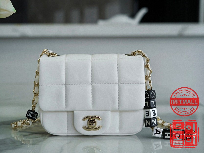 chanel_xxxxx_big_00001.jpg