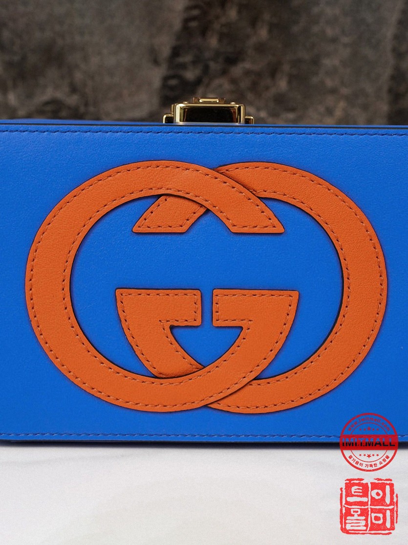 gucci_xxxxx_big_00005.jpg
