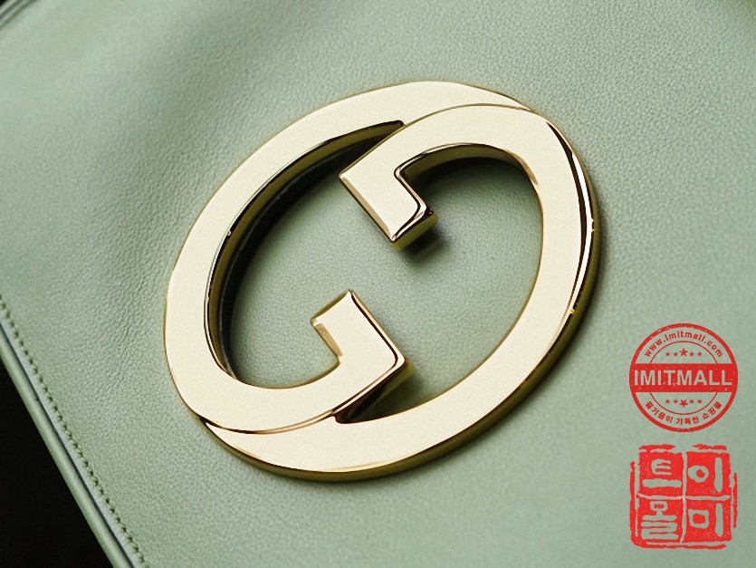 gucci_xxxxx_big_00009.jpg