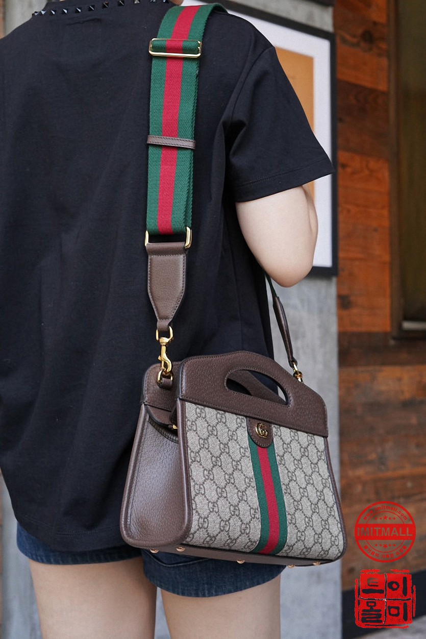 gucci_xxxxx_big_00017.jpg