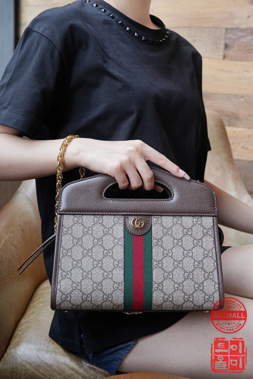 gucci_xxxxx_big_00021.jpg
