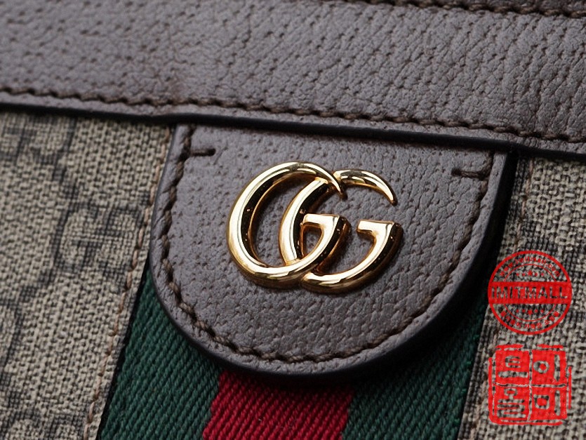 gucci_xxxxx_big_00009.jpg