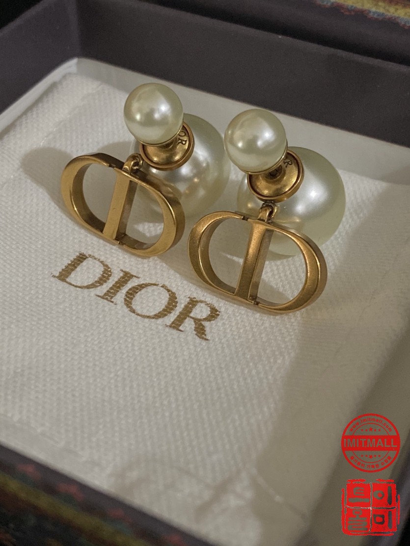 dior_xxxxx_big_00005.jpg