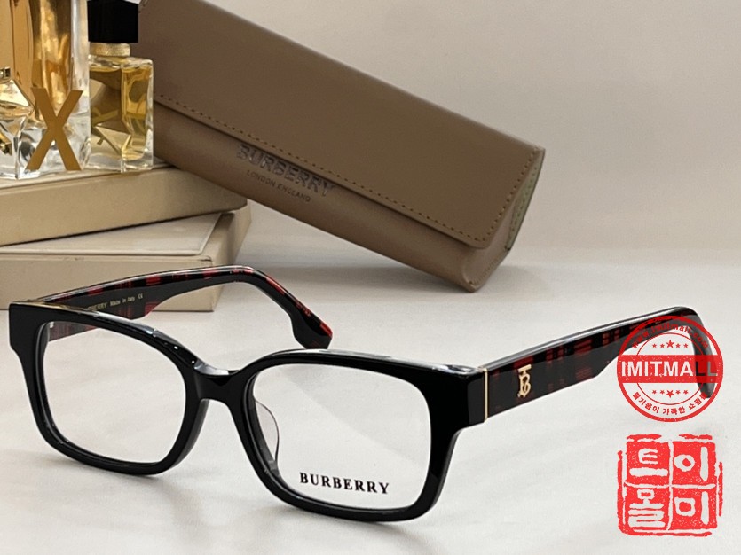 burberry_xxxxx_big_00005.jpg