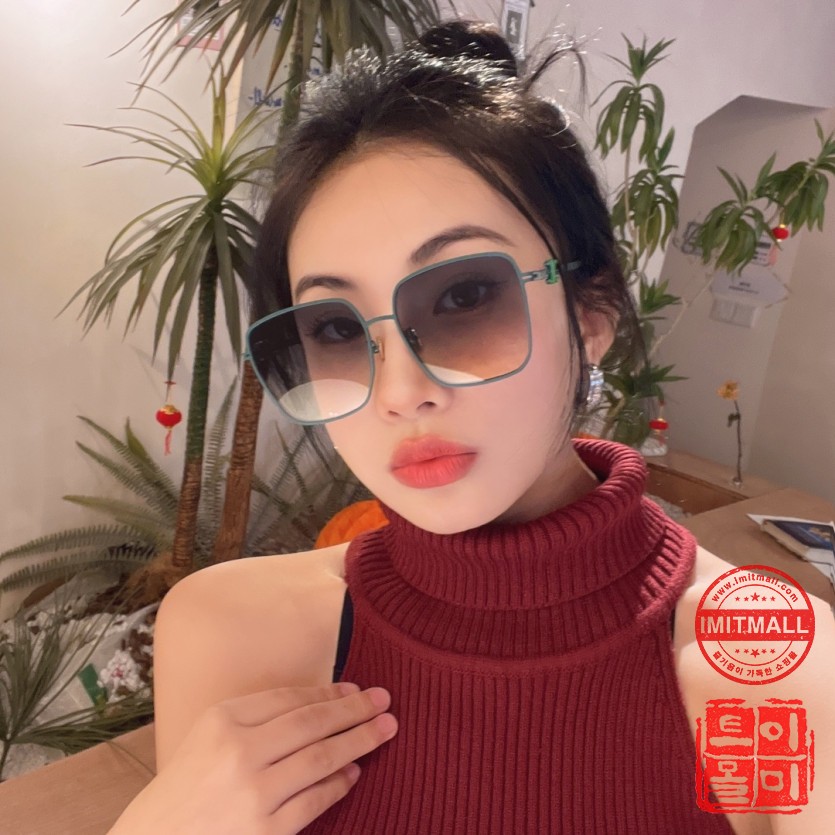celine_xxxxx_big_00020.jpg