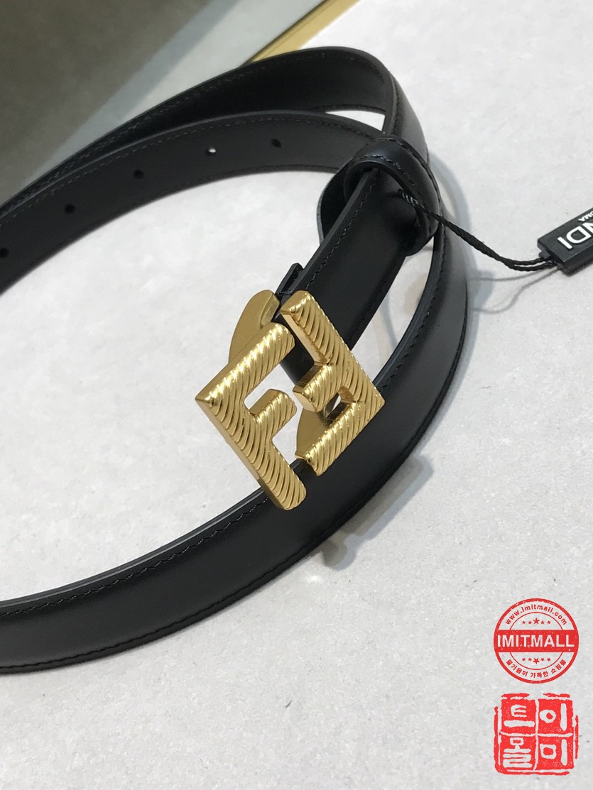 fendi_xxxxx_big_00033.jpg