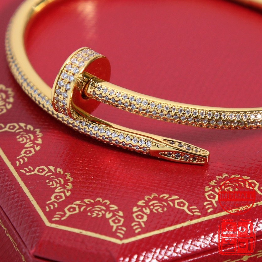 cartier_xxxxx_big_00009.jpg