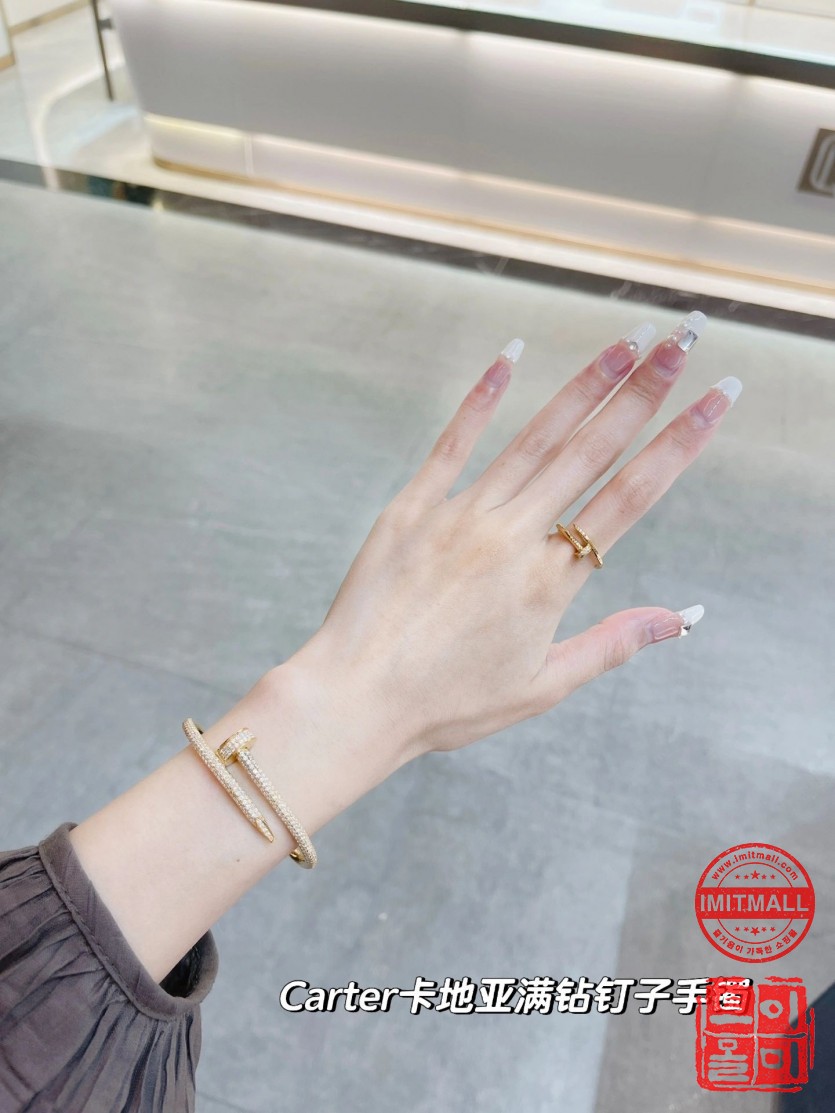 cartier_xxxxx_big_00010.jpg
